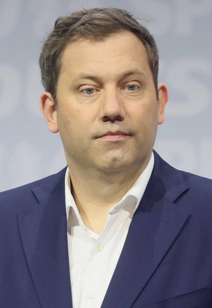 Lars Klingbeil (SPD) im Bundestag während der Debatte zur Wirtschaftskrise Deutschland und zur Finanzpolitik der Koalition