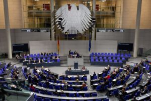 Bundestag Plenarsaal während der Debatte über das Rentenpaket 2026